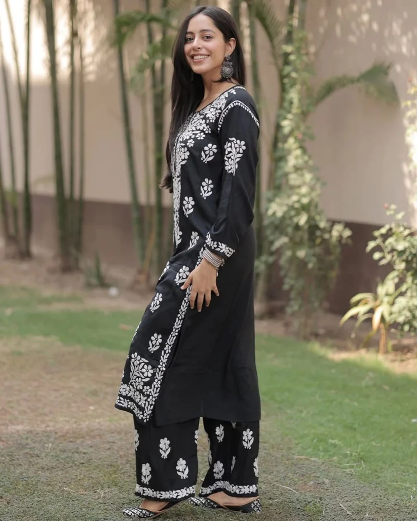 Chakrika Rayon Cotton Chikankari Kurta With Palazzo