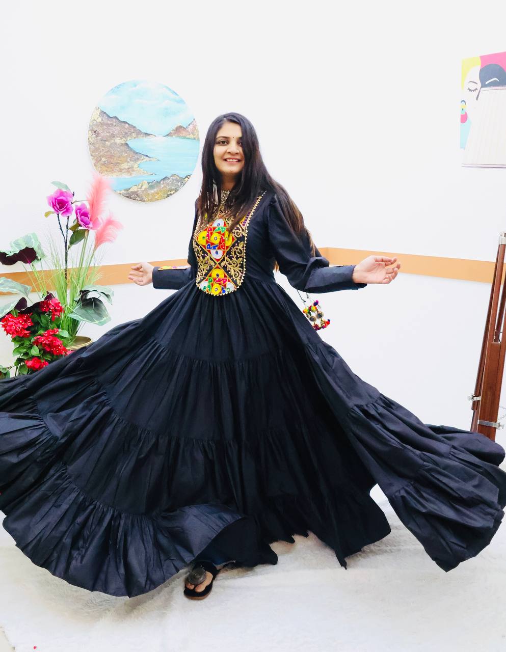 Black Dal Silk Embroidery Gown