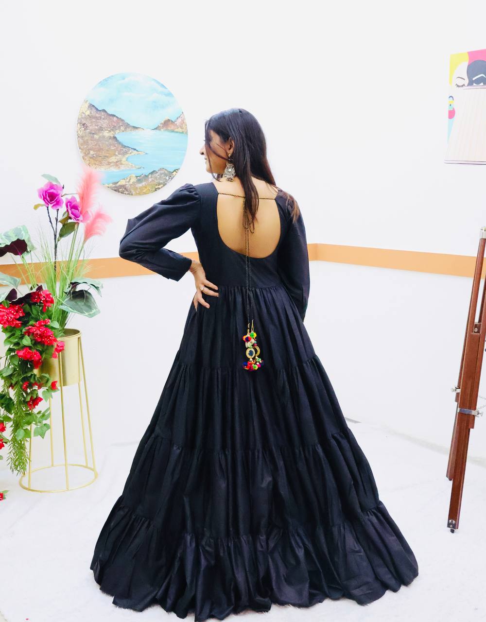 Black Dal Silk Embroidery Gown