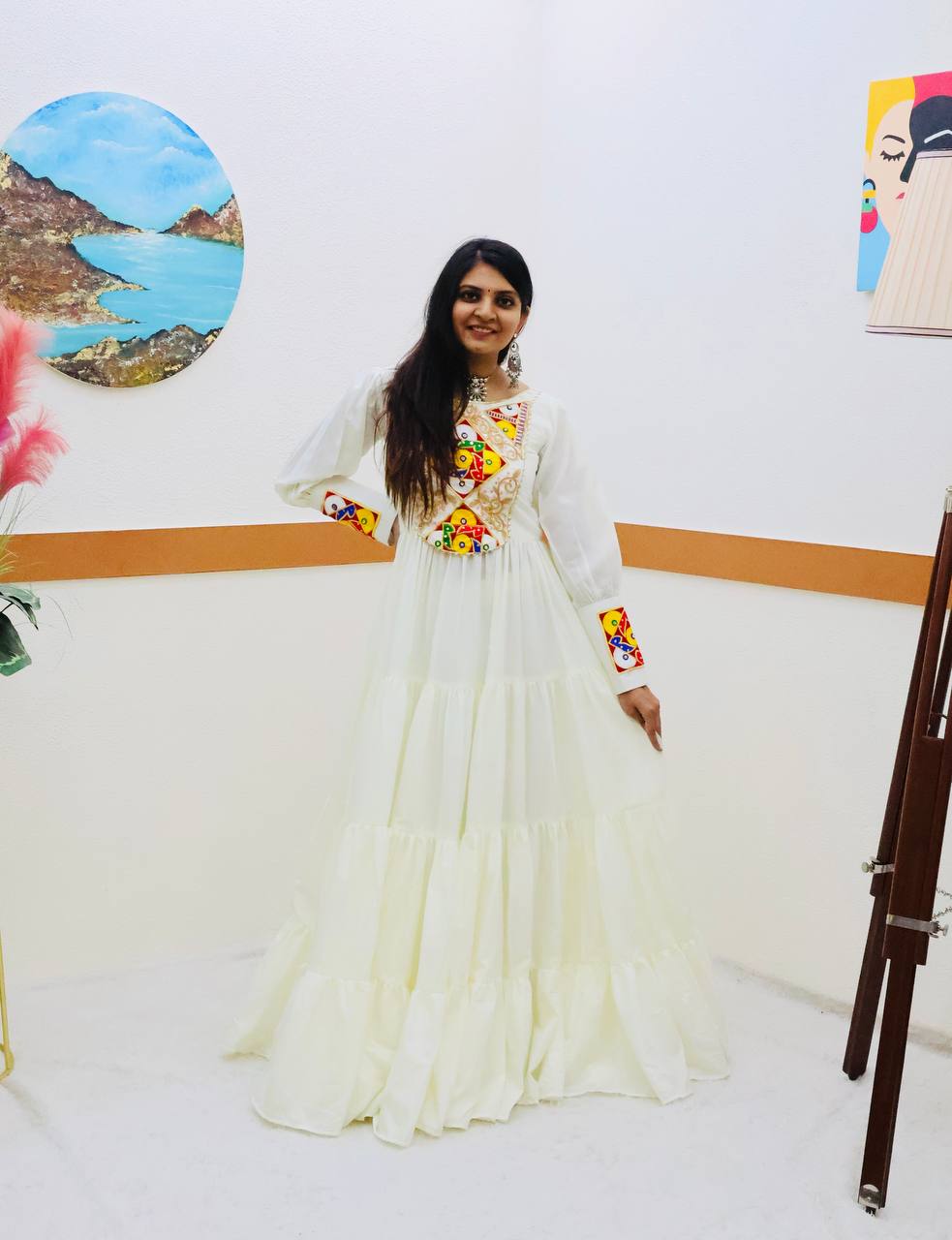 White Dal Silk Embroidery Gown